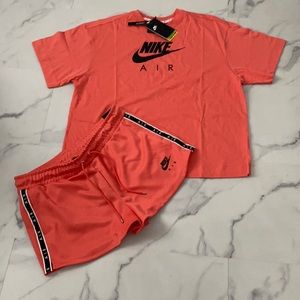 Nike set large for women